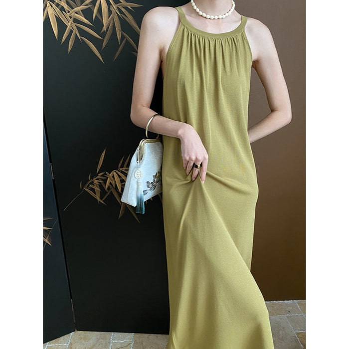 Sinan Atmosphere Vacation Eyelash Tassel Halter Sleeveless Slimming Straight Knitted Dress